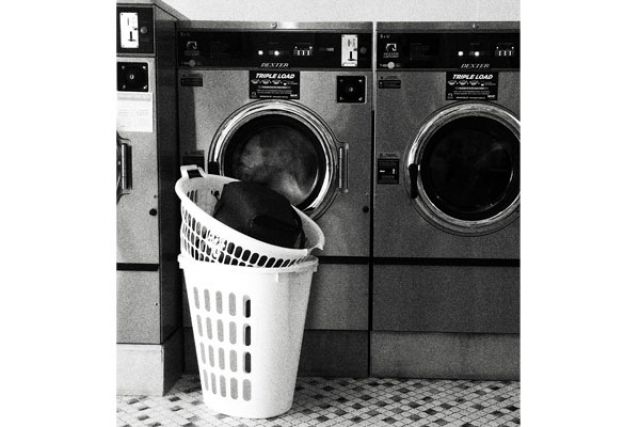Moda na pranie w pralniach automatycznych