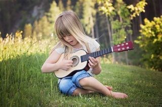 Jak rozwijać pasję muzyczną u swojego dziecka?